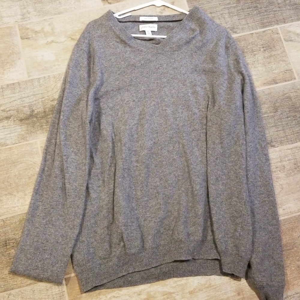 John W. Nordstrom 100% cashmere sweater